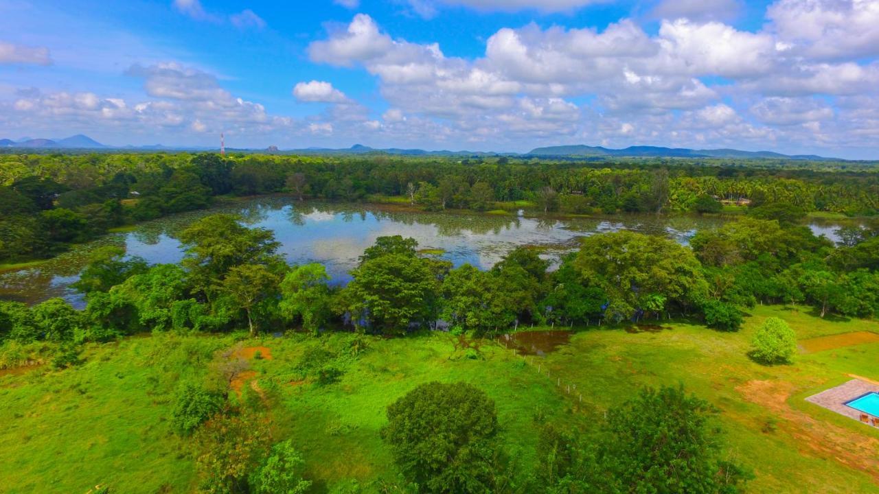 Sigiriya Water Cottage Экстерьер фото